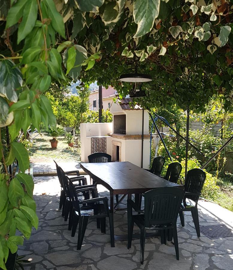 로다 Kostas' Garden 아파트 외부 사진